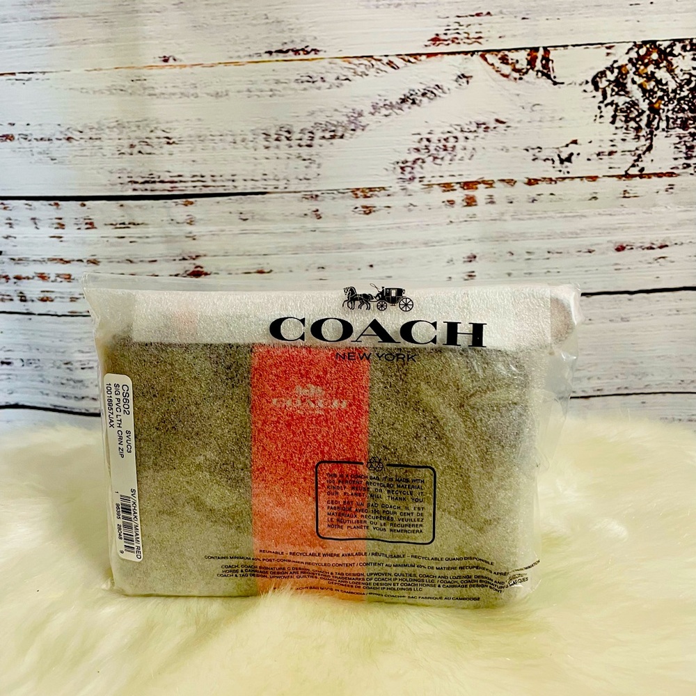 NWT Coach Corner Zip Wristlet In Signature Canvas